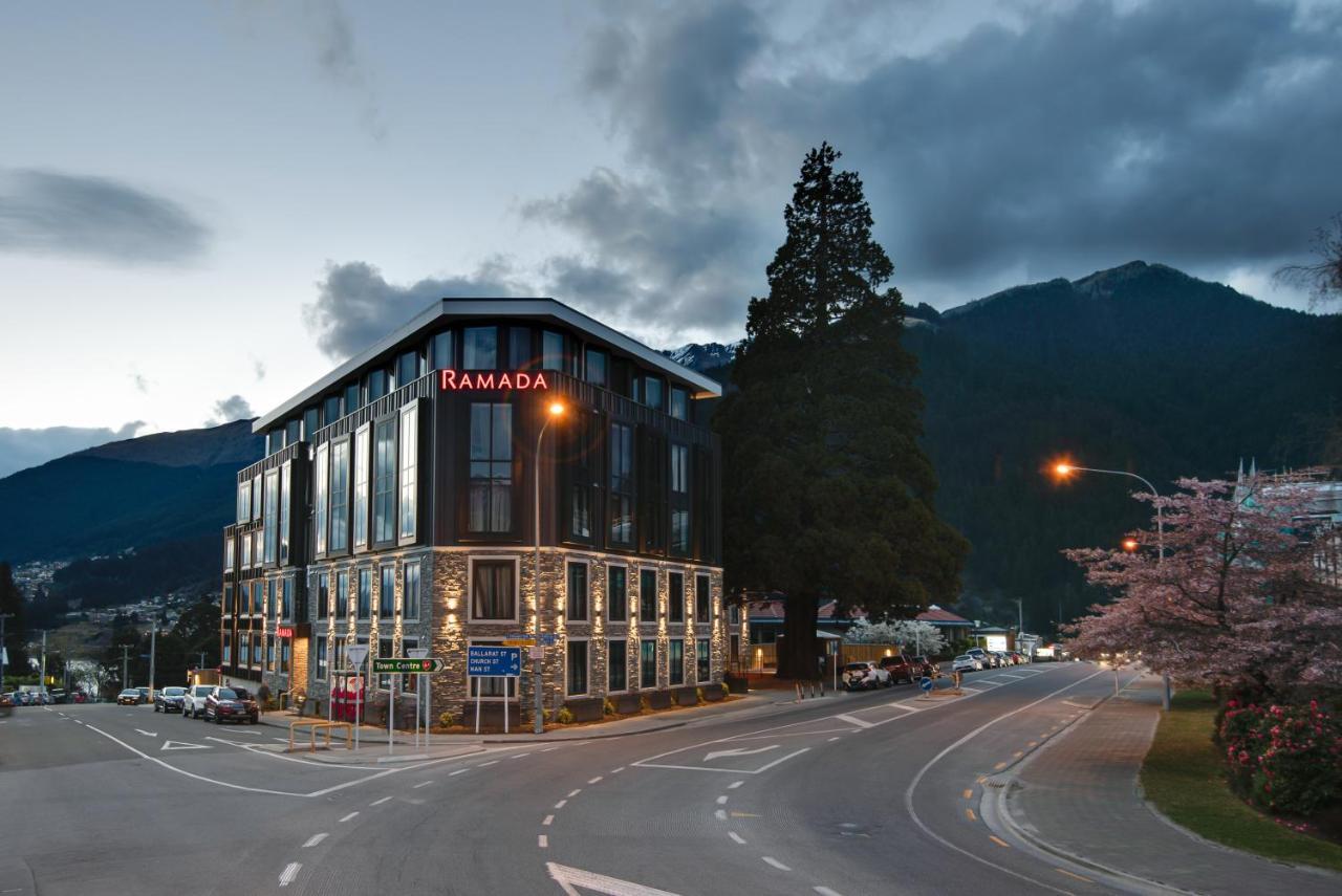 Ramada By Wyndham Queenstown Central Exteriér fotografie