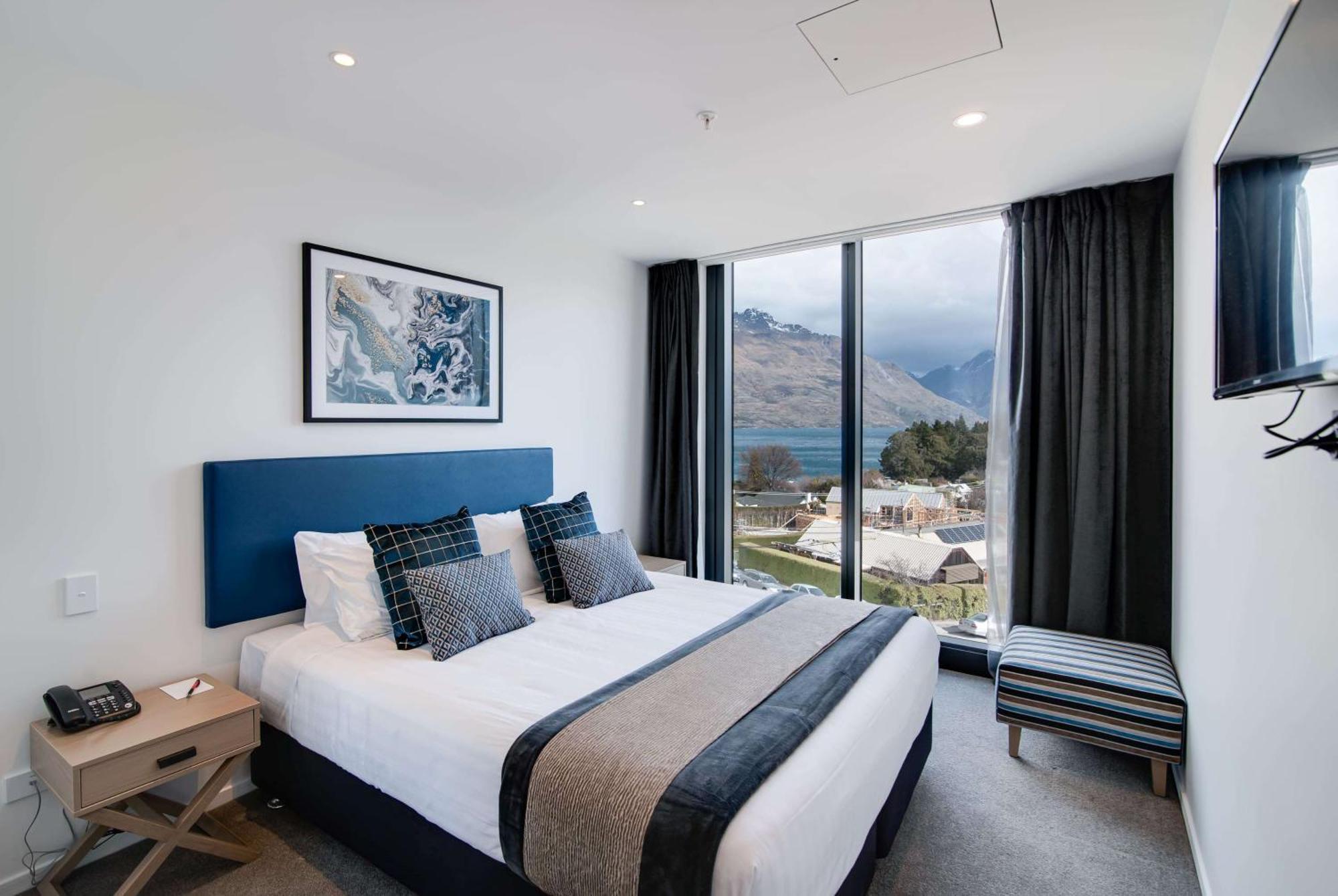 Ramada By Wyndham Queenstown Central Exteriér fotografie