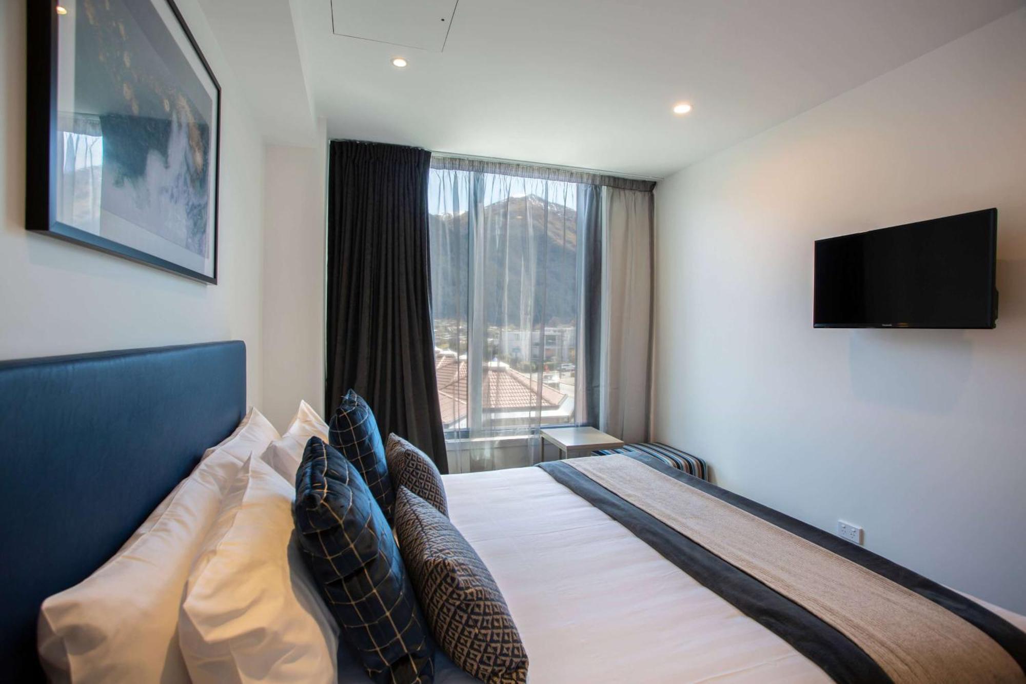Ramada By Wyndham Queenstown Central Exteriér fotografie