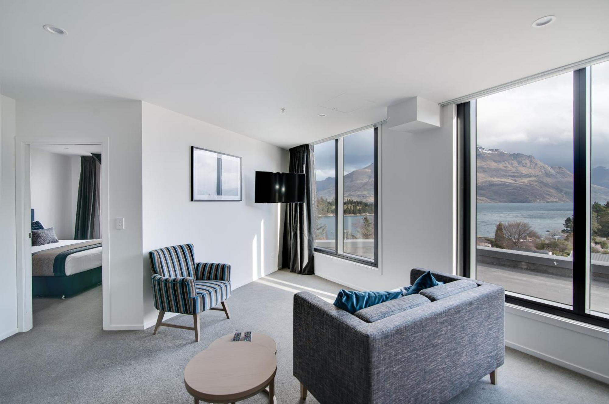 Ramada By Wyndham Queenstown Central Exteriér fotografie