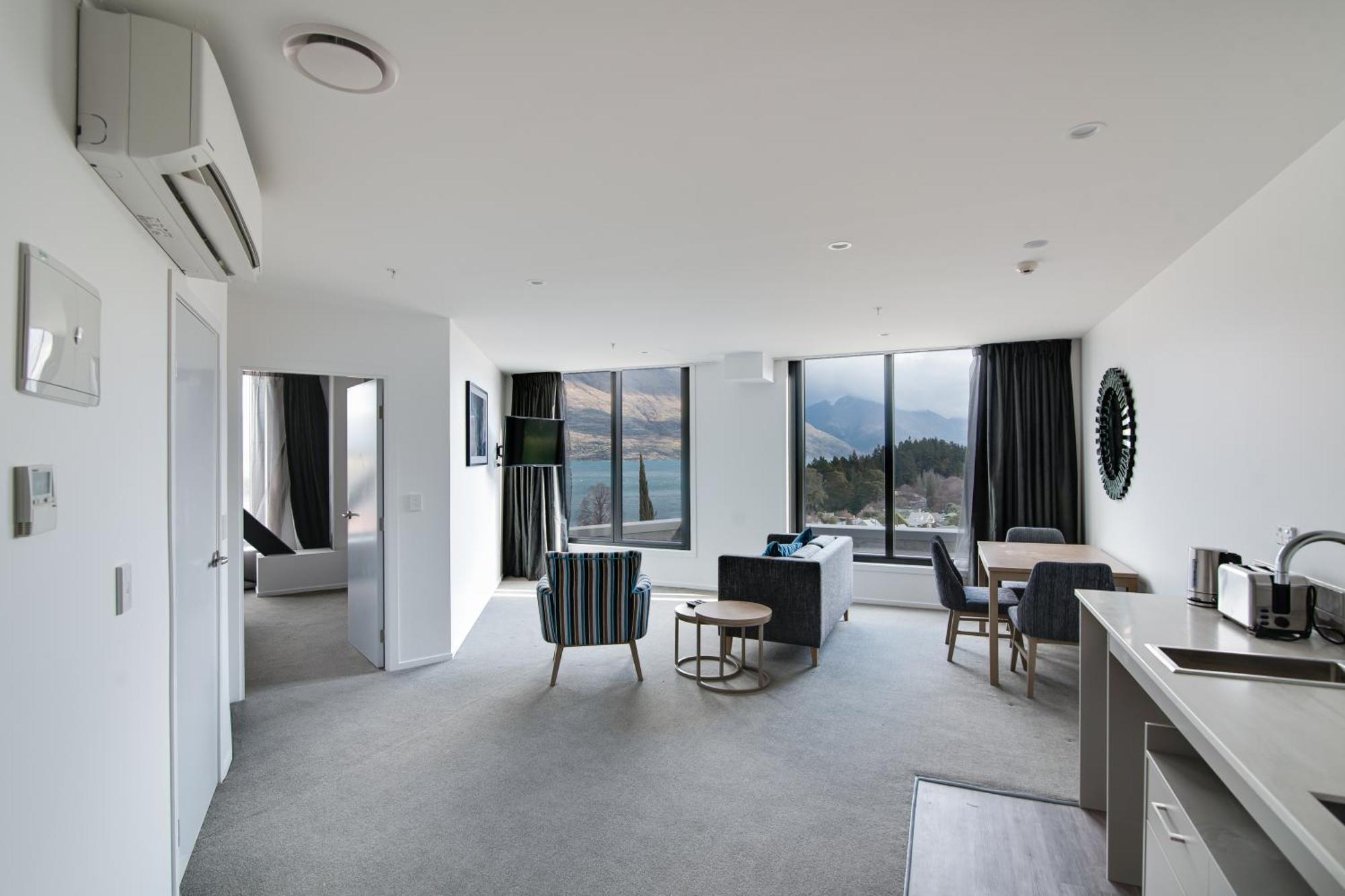 Ramada By Wyndham Queenstown Central Exteriér fotografie